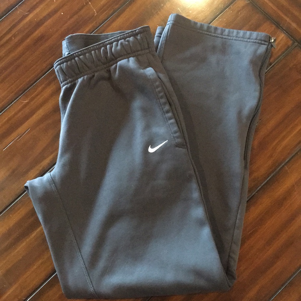 Nike Therma pants